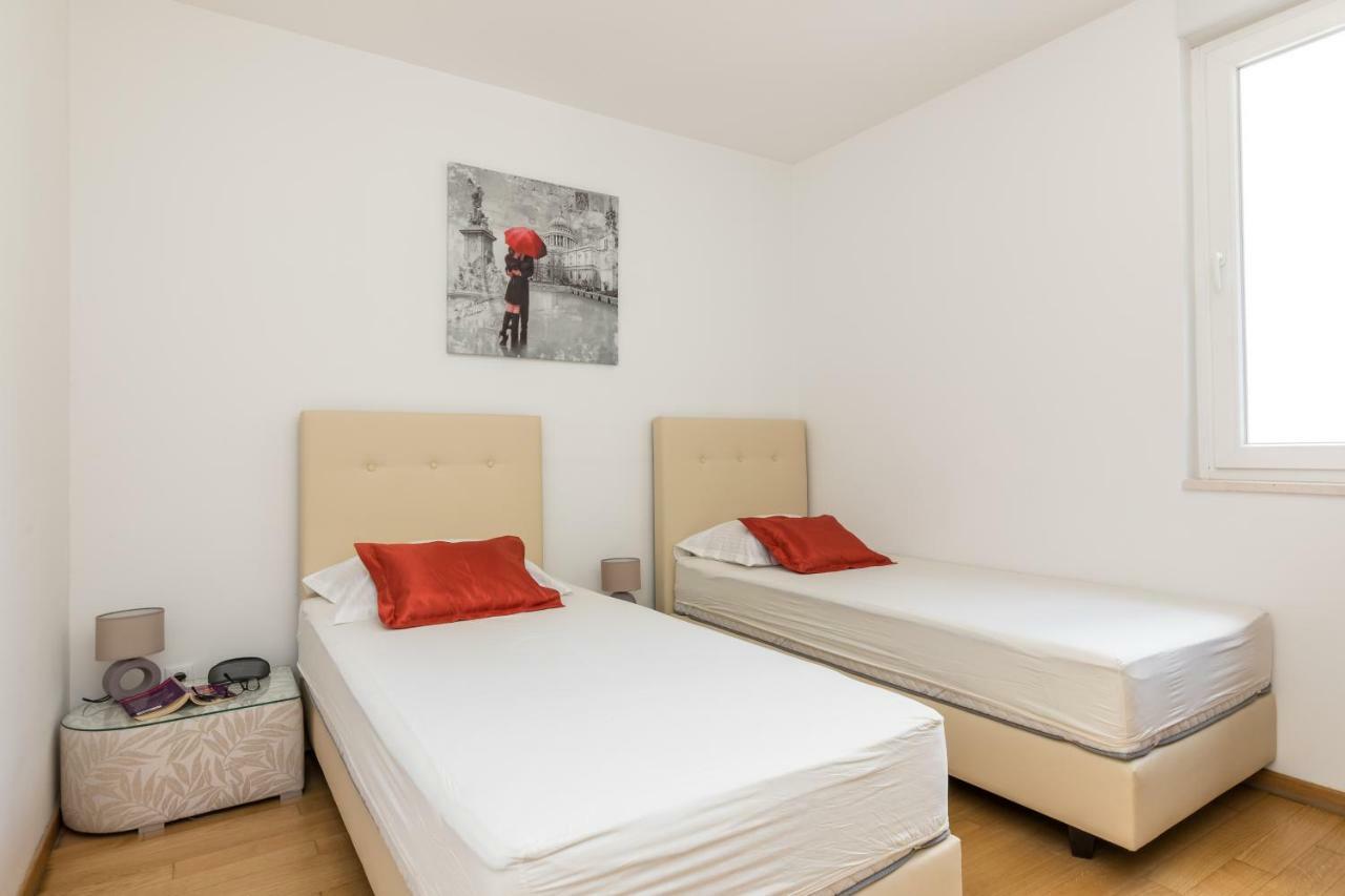 ספליט Apartment Marcela With Private Parking מראה חיצוני תמונה